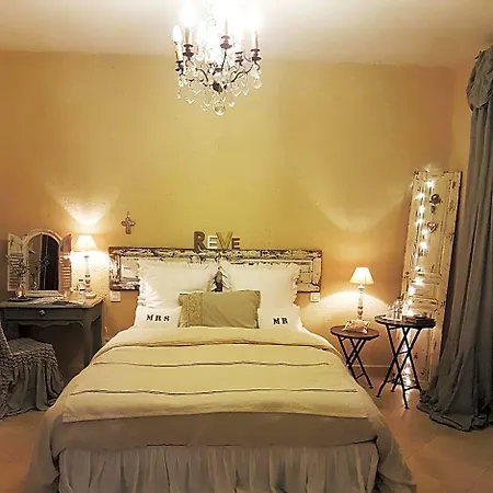 Bed and breakfast Fontaine De Cérier 3*