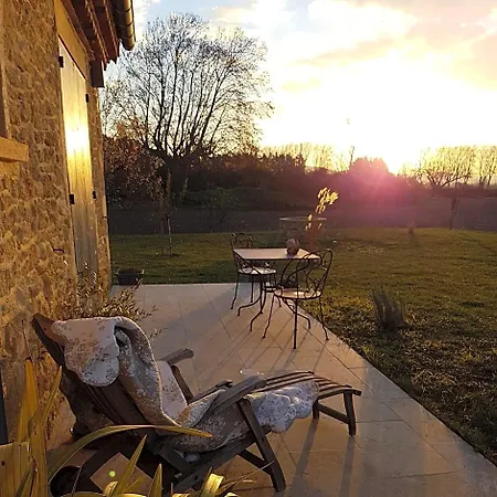 Fontaine De Cerier Bed & Breakfast