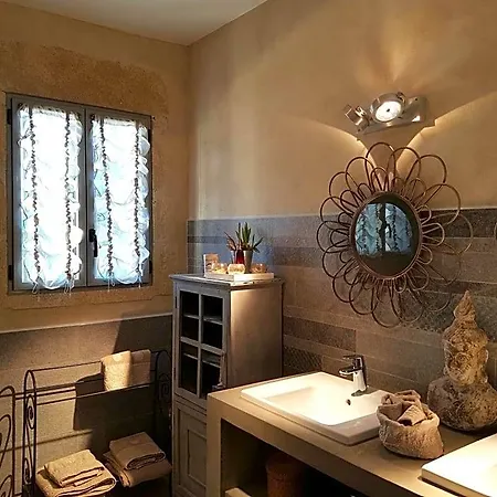 Bed and breakfast Fontaine De Cérier 3*