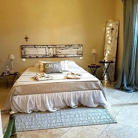 Fontaine De Cérier Bed and breakfast 3*