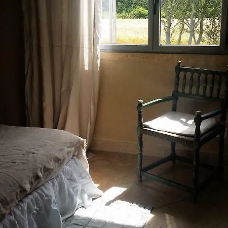 Bed & Breakfast Fontaine De Cerier