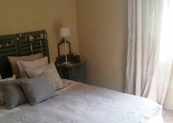 Fontaine De Cerier Frühstückspension